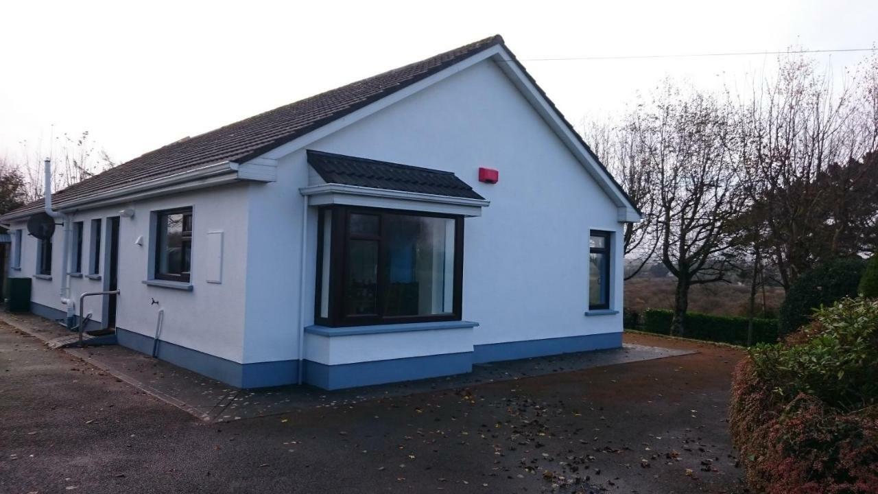 Mick'S Cottage Loughrea Exterior foto