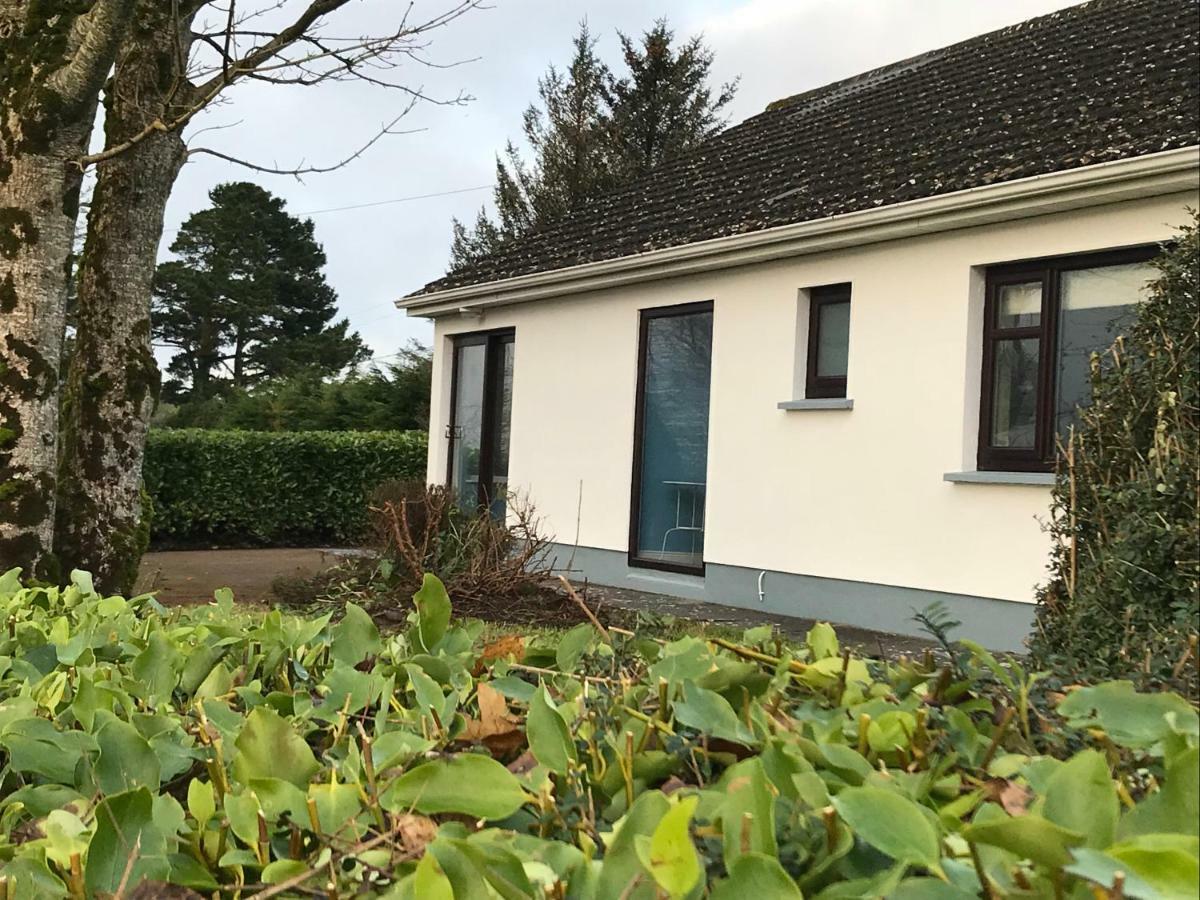 Mick'S Cottage Loughrea Exterior foto